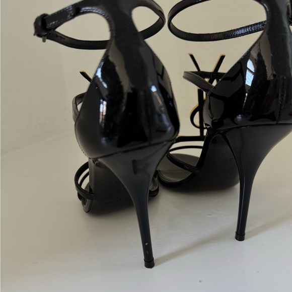 Saint Laurent Cassandra YSL Black Patent Sandals - Size 8 - Picture 7 of 13
